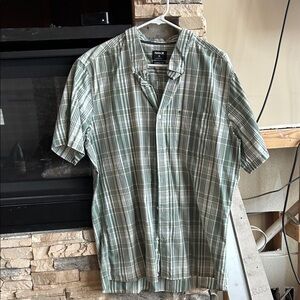 Hurley Casual Green Plaid Button Down Shirt